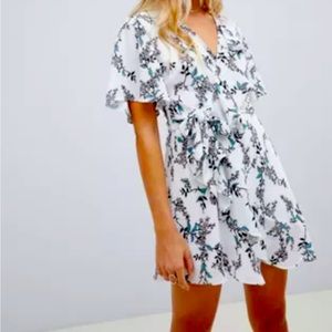 NWT Stylestalker A-Line Wrap Kaylene Floral Dress Small